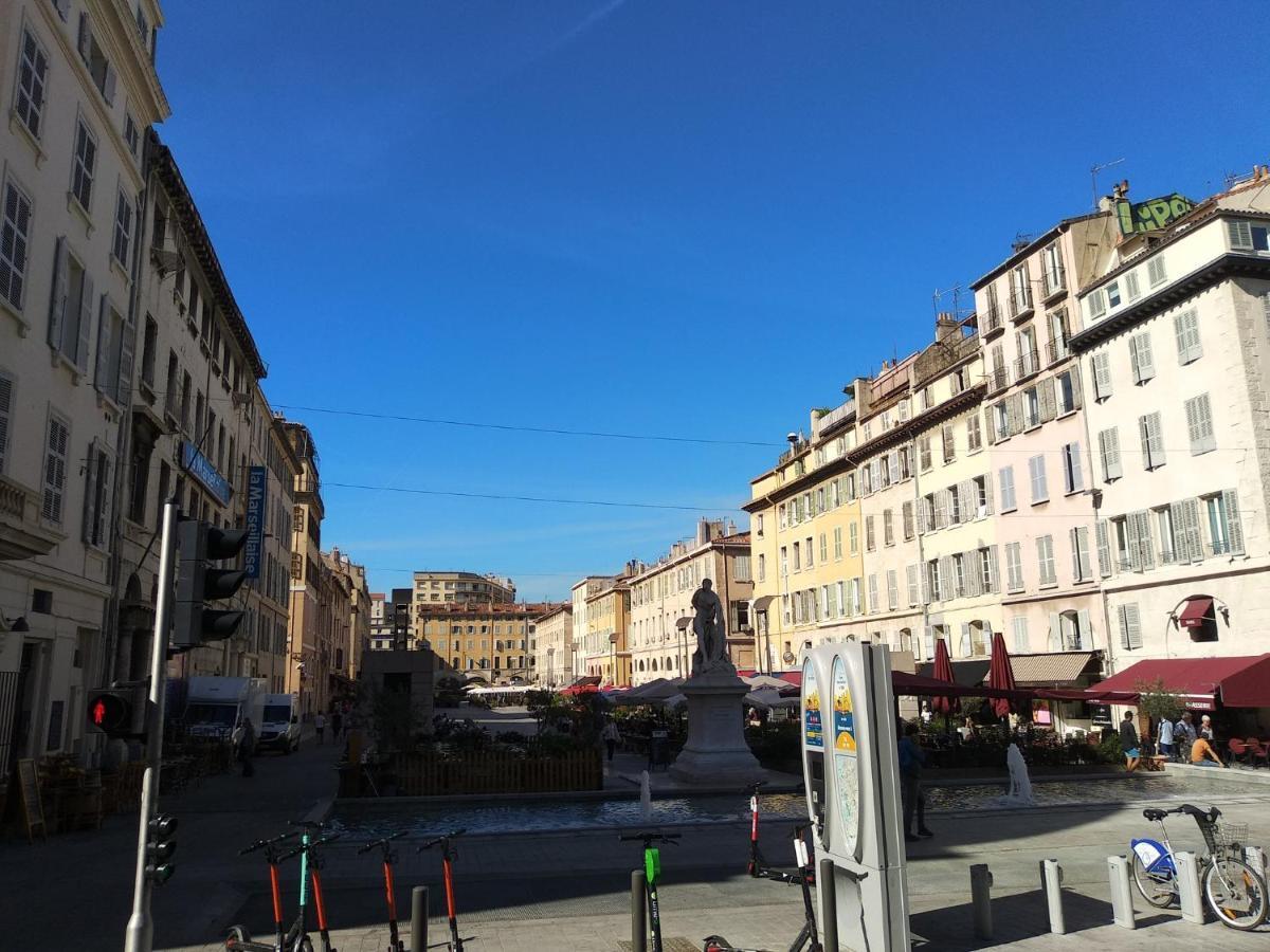 Duplex Vieux Port Appartement Complet 4 Couchages Climatise Entire Apartment 2 Beds For 4 Persons Marseille Exteriör bild